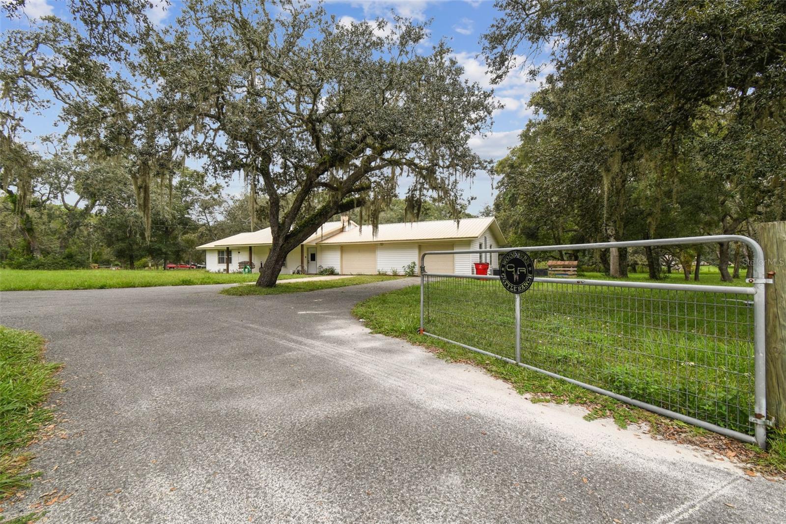 CROOM A COOCHEE ESTATES - Residential