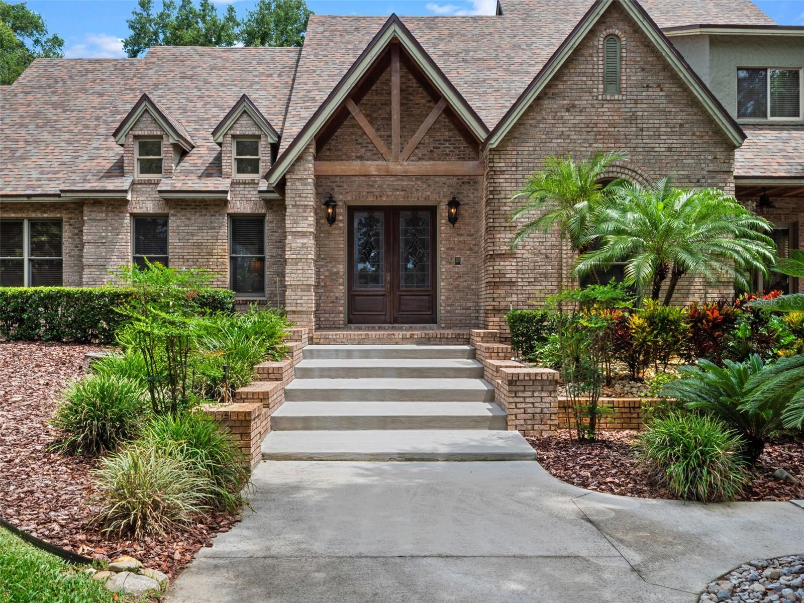 9045 MOSSY OAK LANE