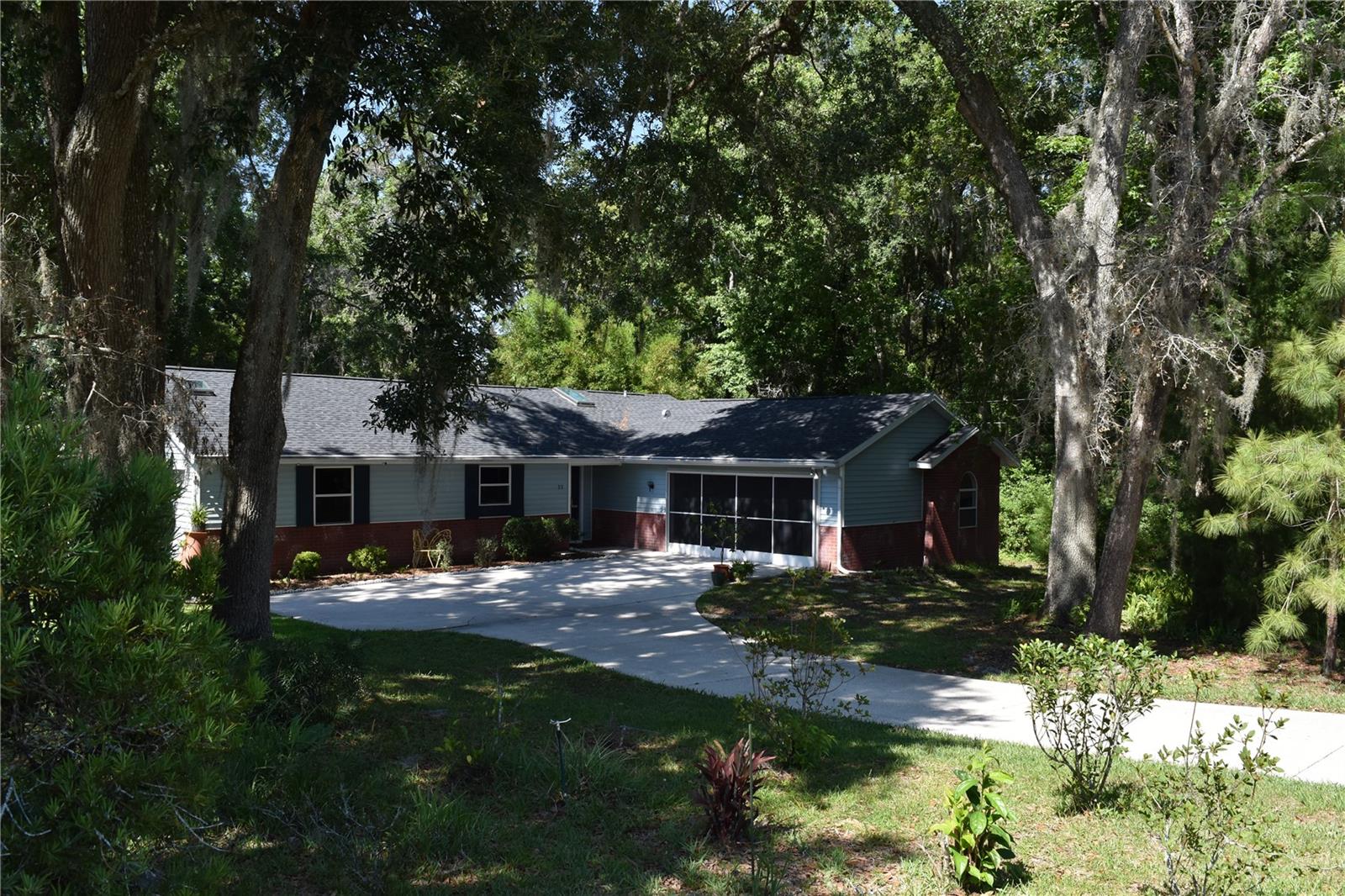 32 SUNSET DRIVE