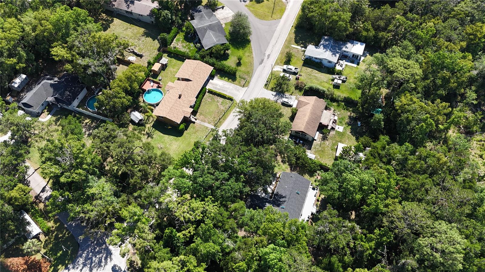 32 SUNSET DRIVE