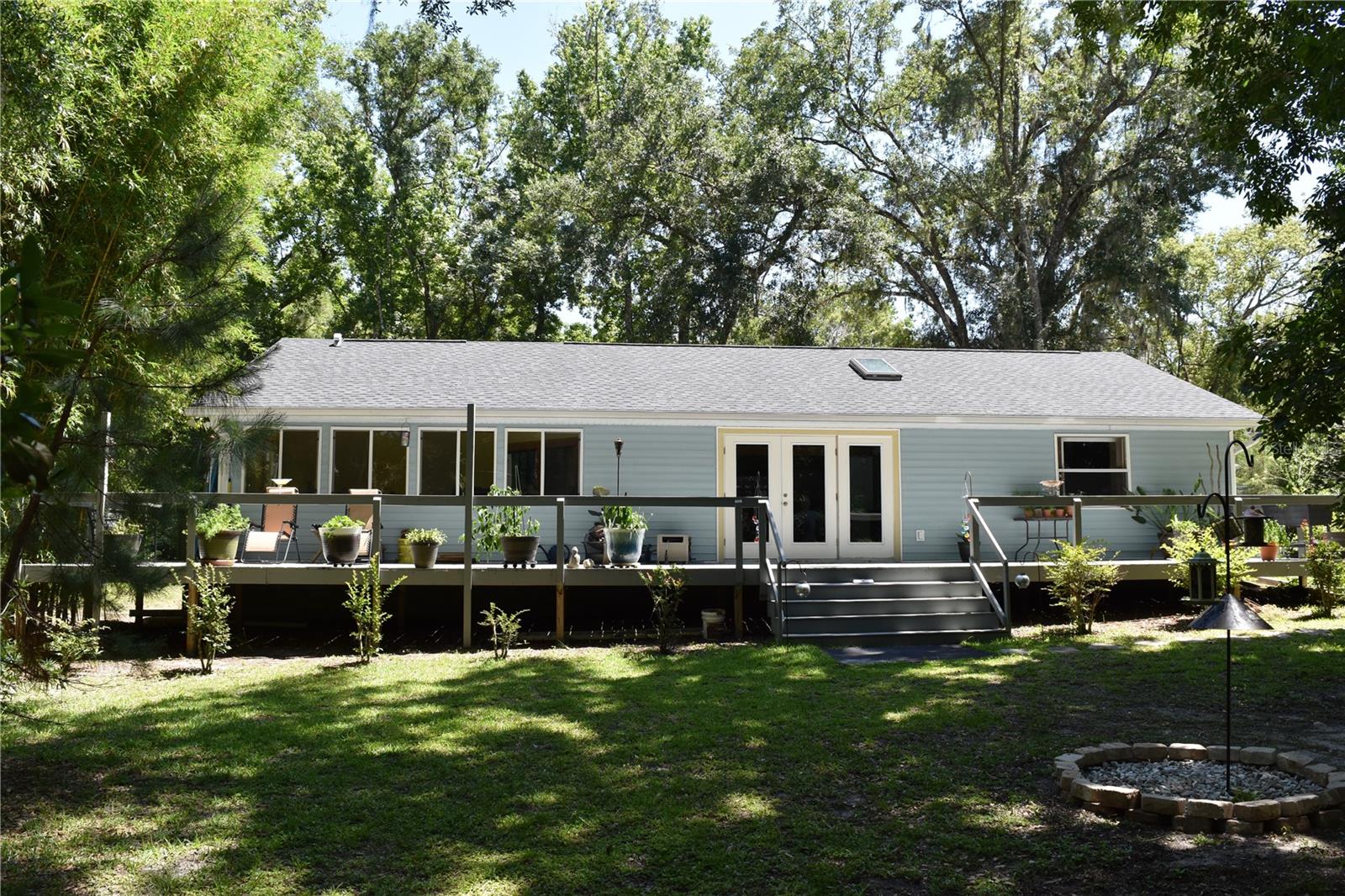 32 SUNSET DRIVE