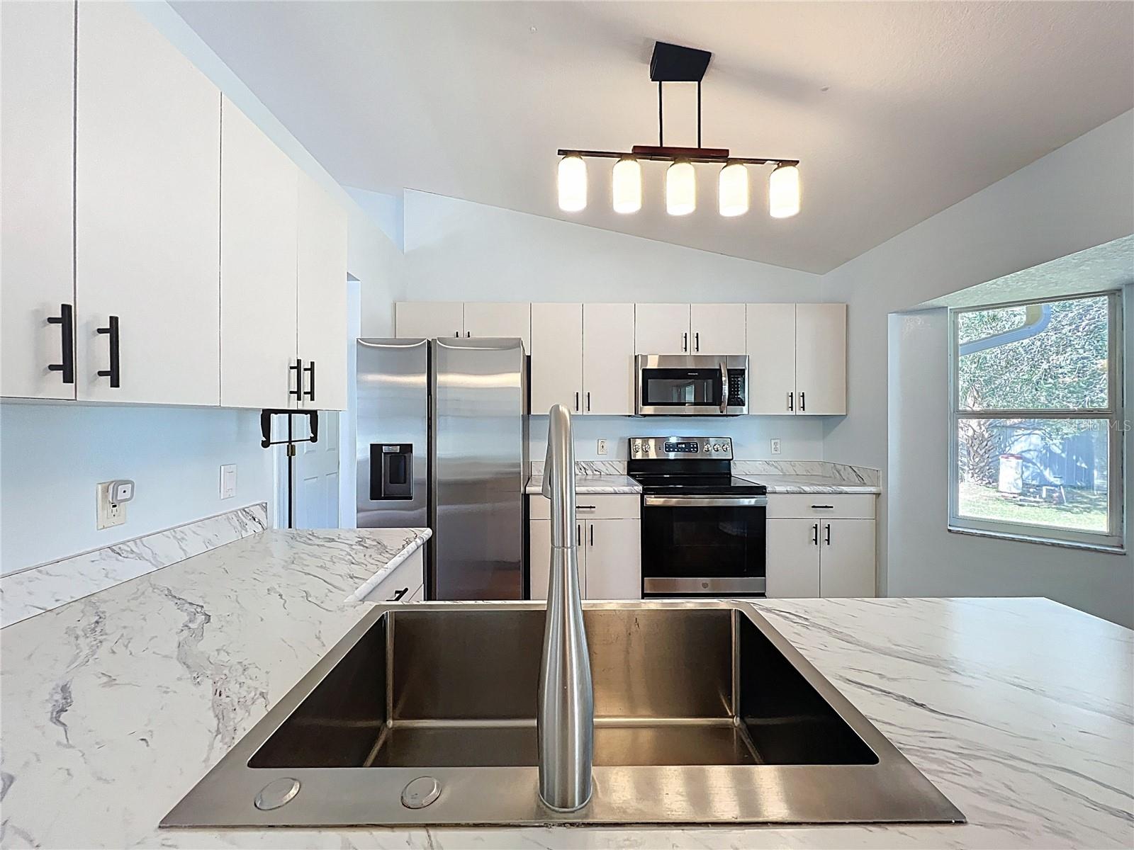 WEST HIGHLANDS - Residential