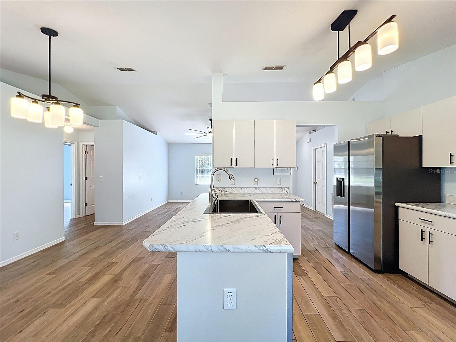 WEST HIGHLANDS - Residential