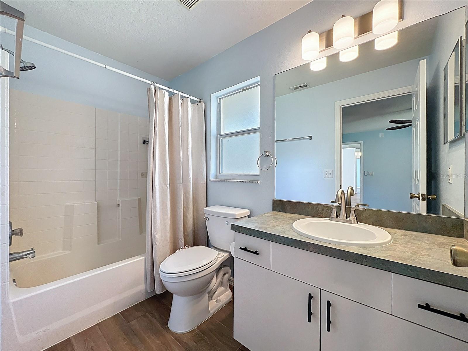 WEST HIGHLANDS - Residential