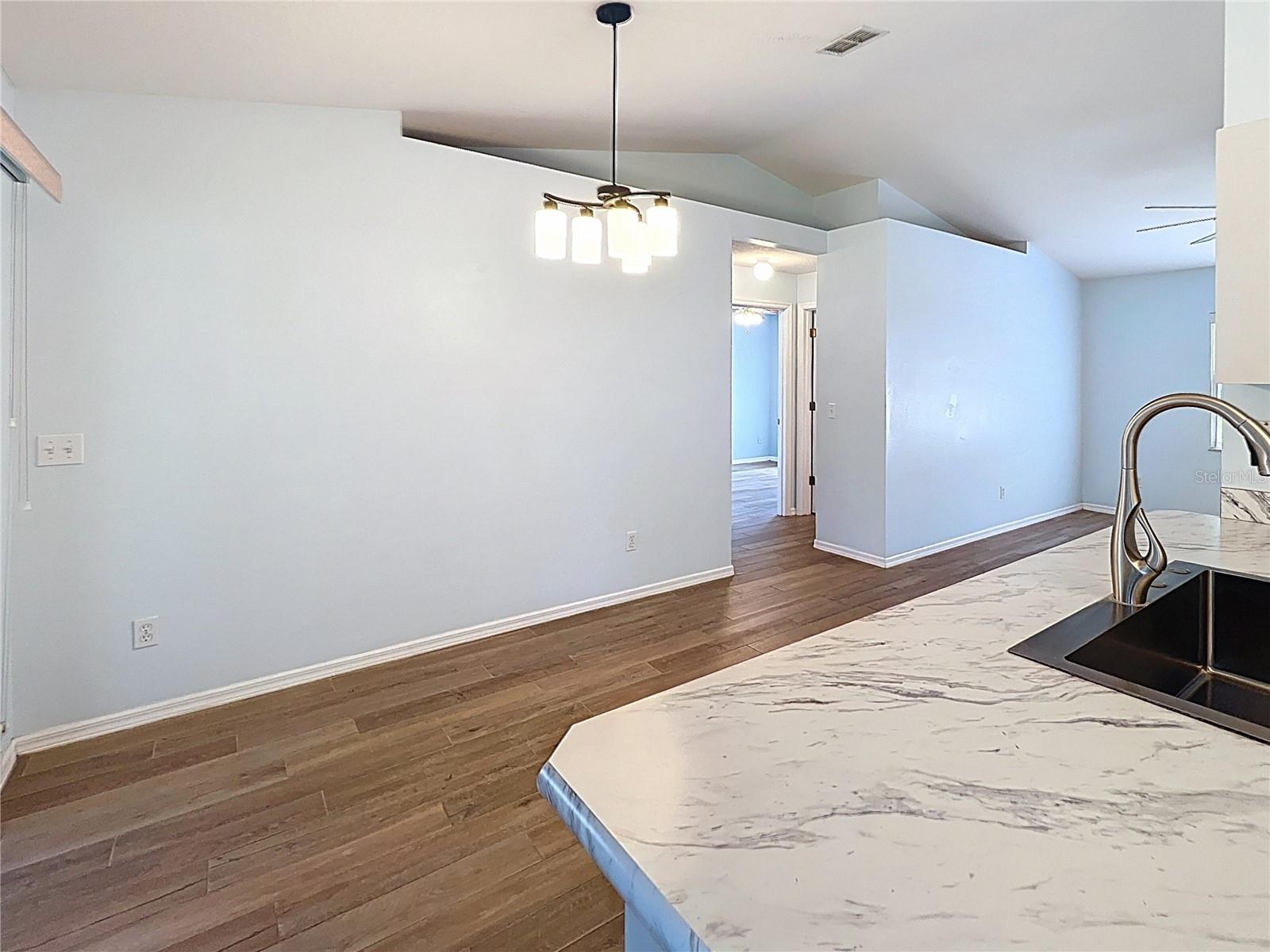 WEST HIGHLANDS - Residential