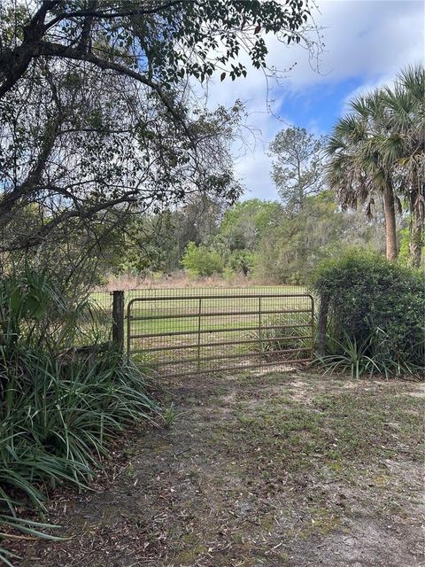 Tiny photo for 10679 Goose Prairie Road, Leesburg, FL 34788 (MLS # G5109886)