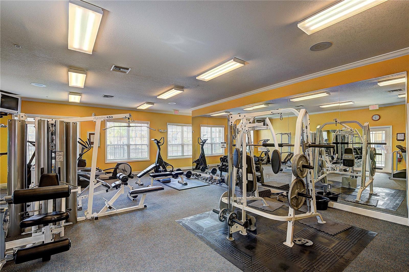 ADMIRALS WALK - Residential Lease