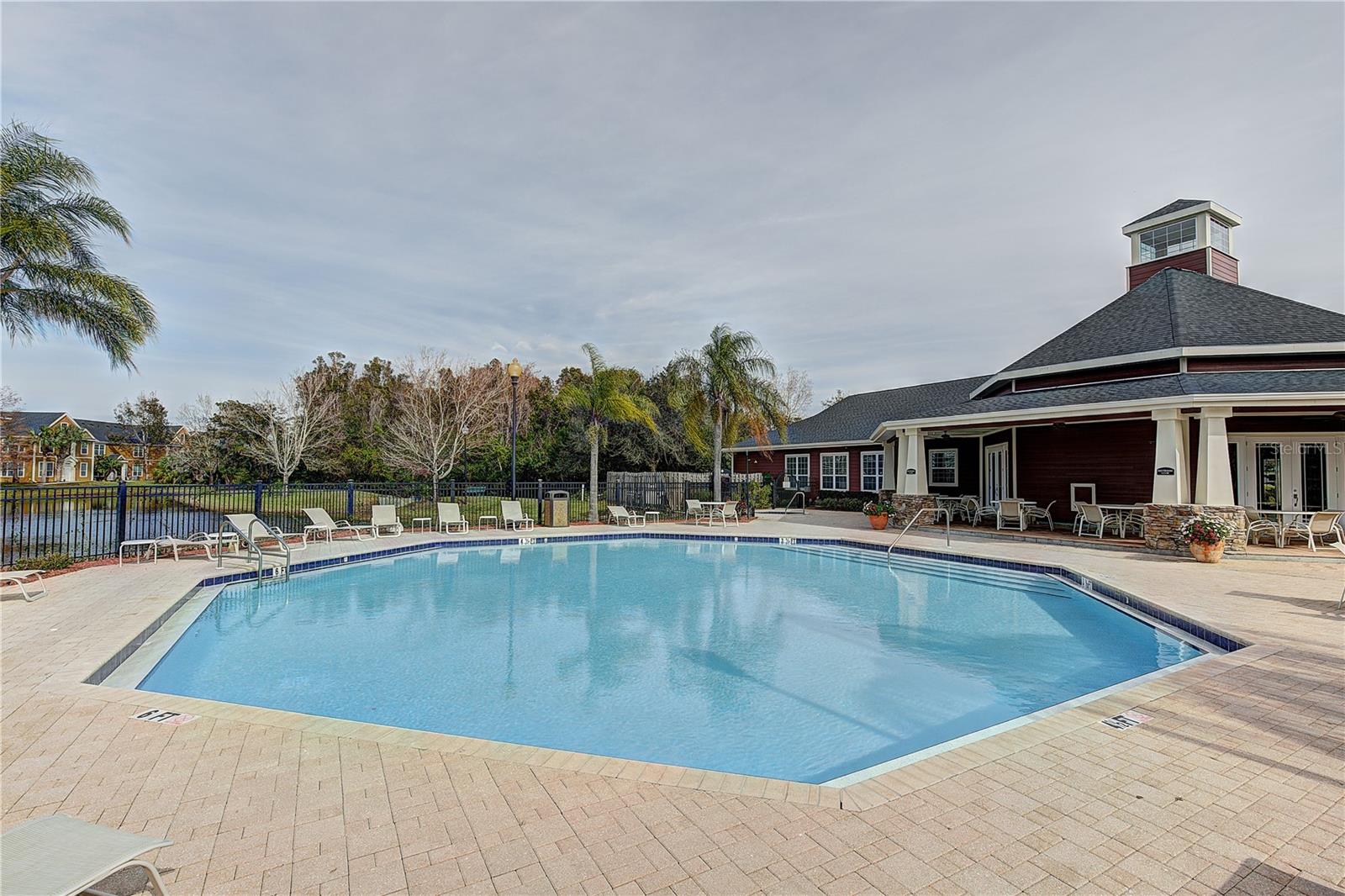 ADMIRALS WALK - Residential Lease