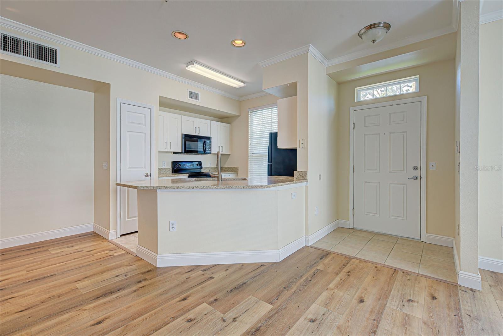 ADMIRALS WALK - Residential Lease