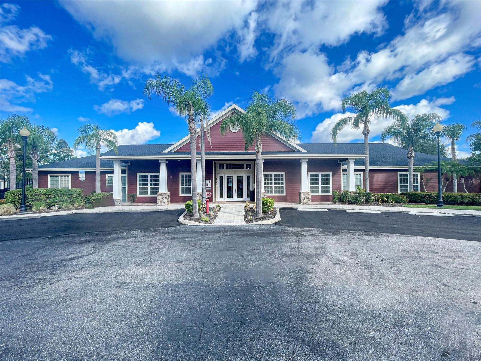 ADMIRALS WALK - Residential Lease