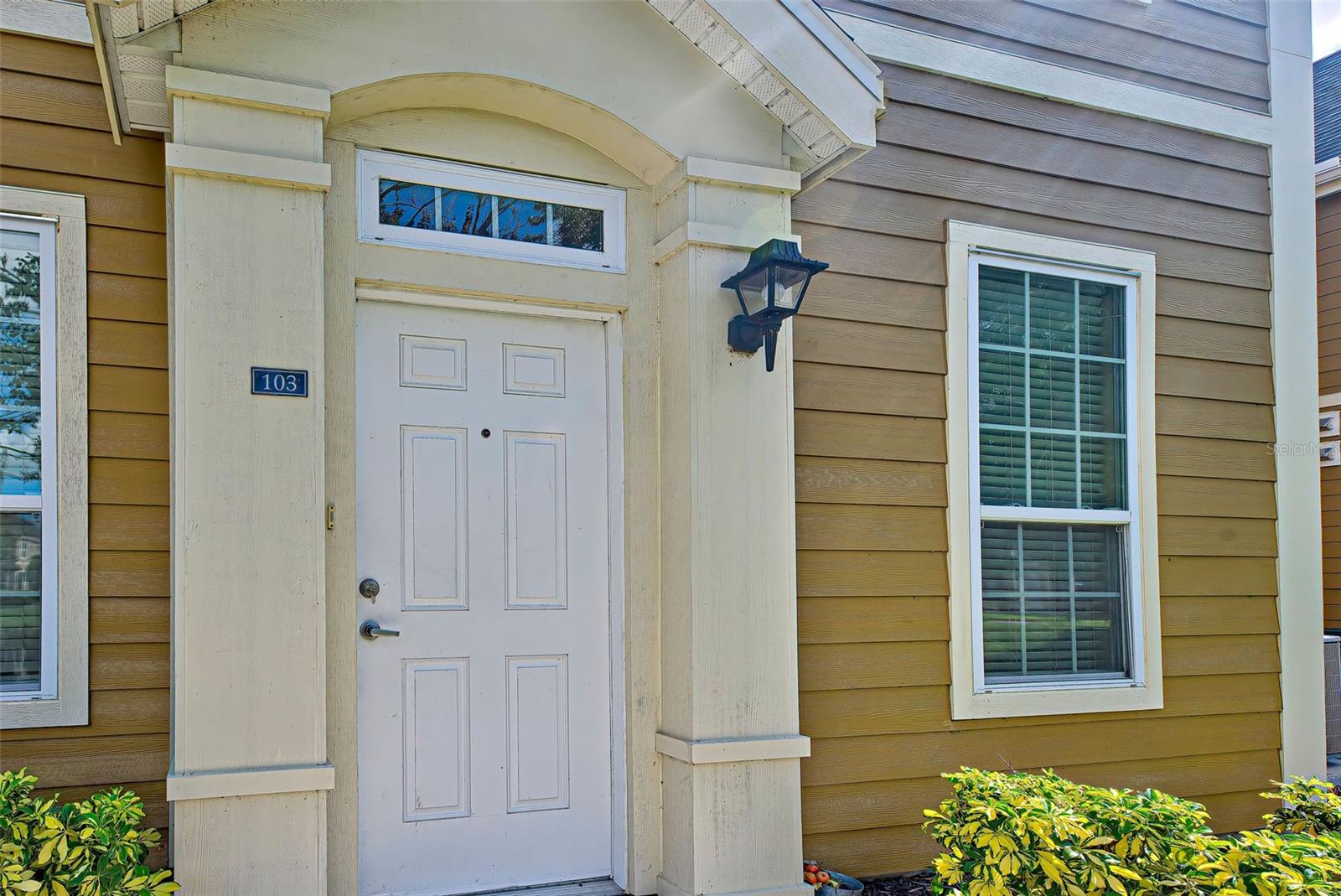 ADMIRALS WALK - Residential Lease