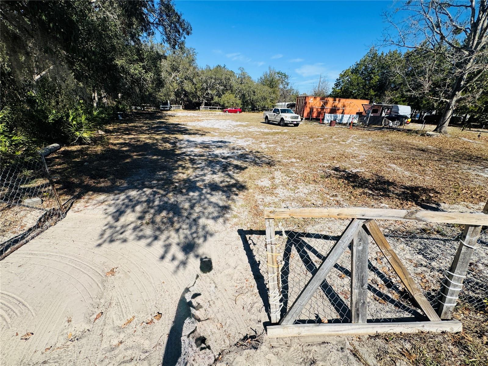 FLORIDA HLNDS - Land