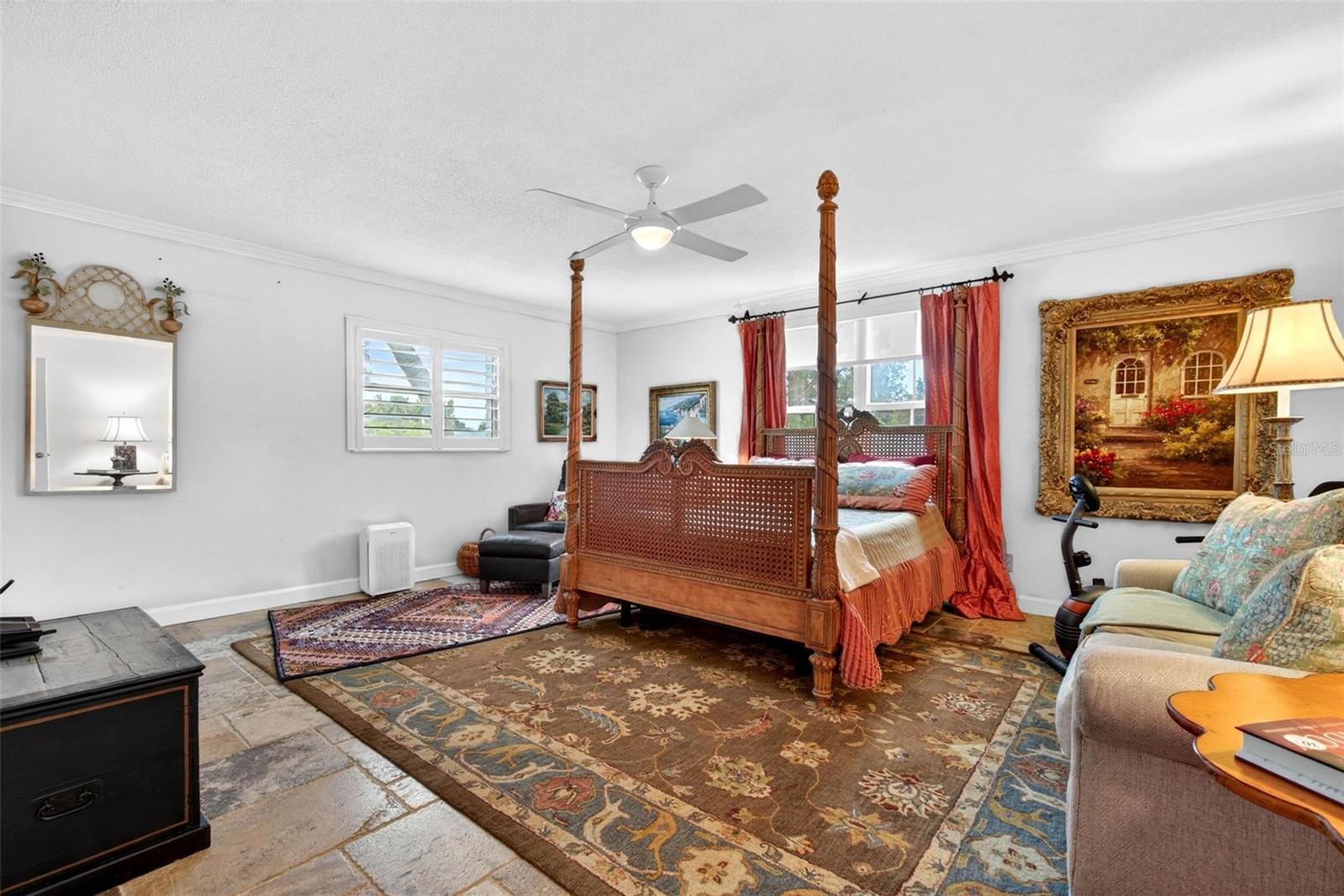 EDEN ISLE CONDO OF ST PETERSBURG - Residential