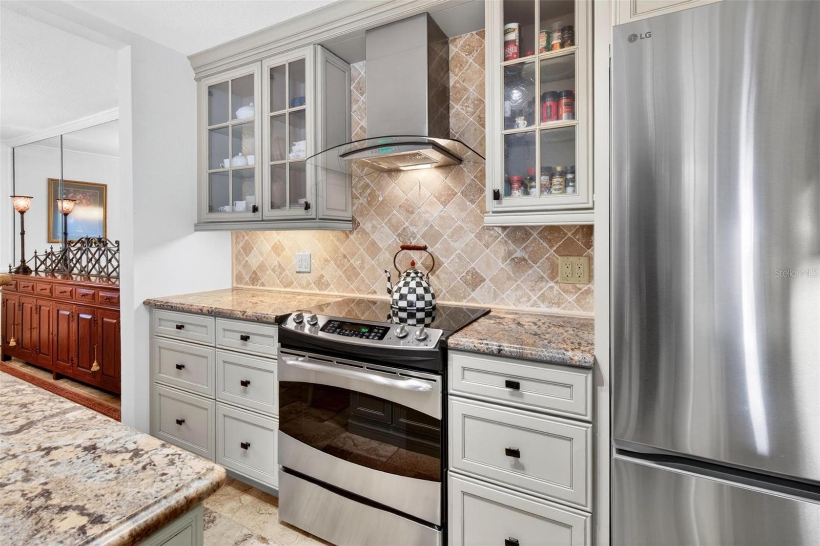 EDEN ISLE CONDO OF ST PETERSBURG - Residential