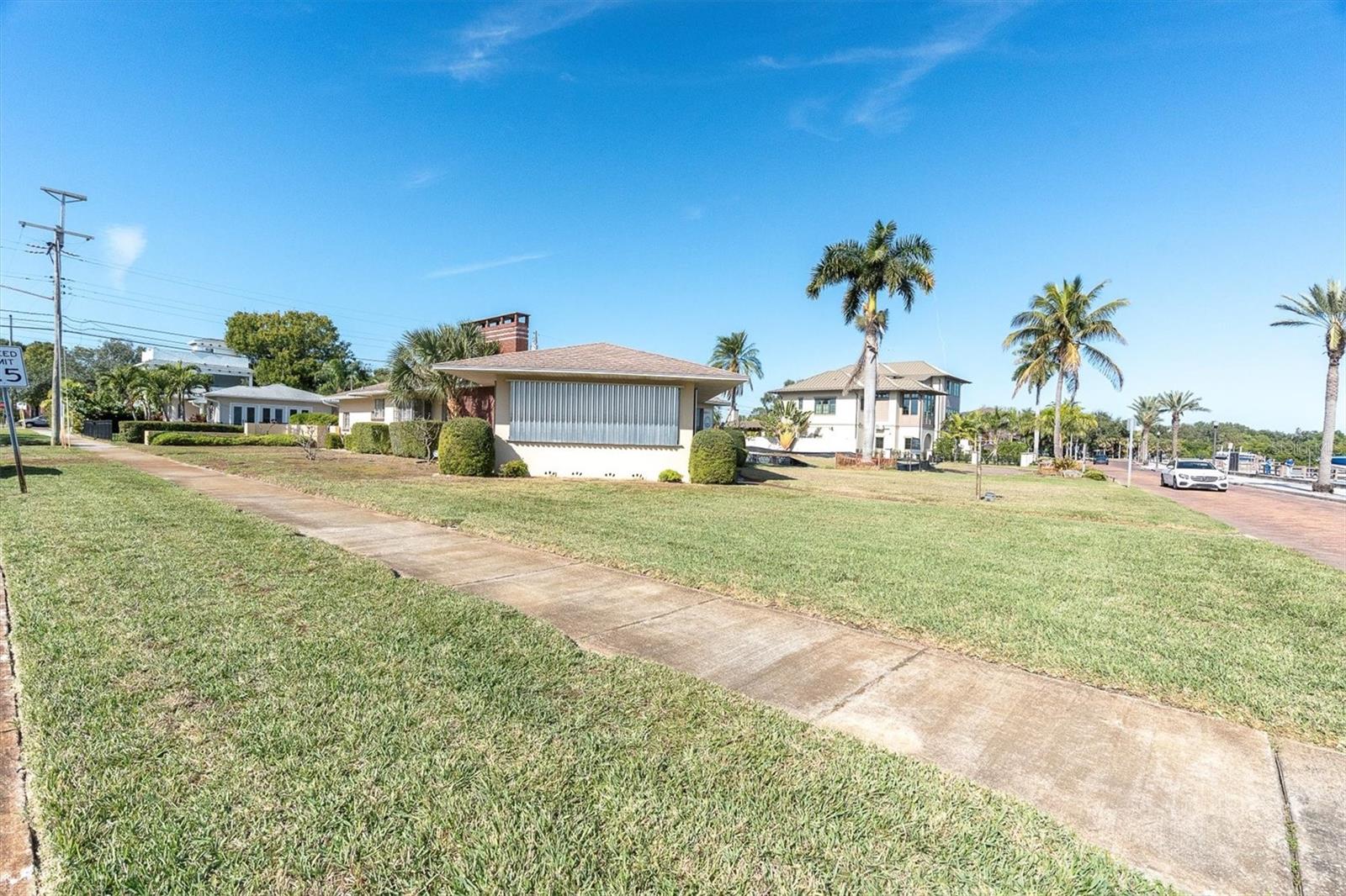 GRANADA TERRACE 2 - Residential