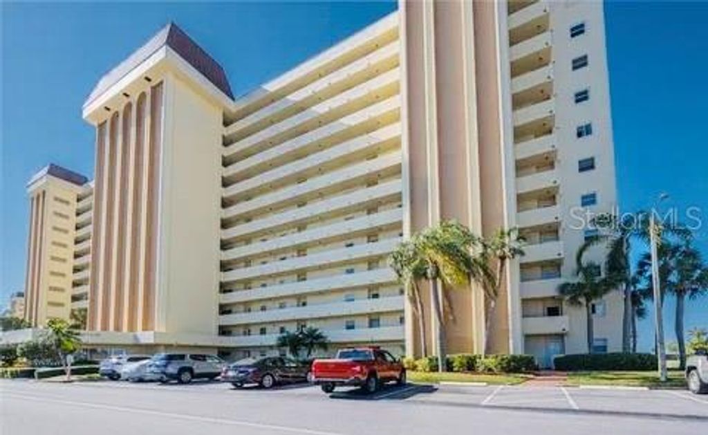 Photo of 4575 Cove Circle #1105, St Petersburg, FL 33708 (MLS # TB8502812)