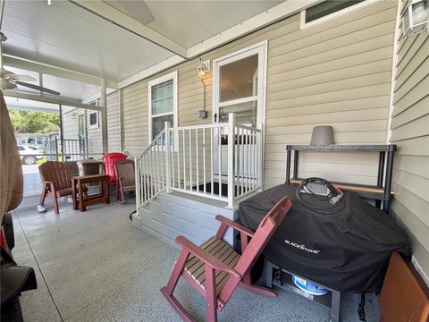 Tiny photo for 198 Jacaranda Drive, Leesburg, FL 34748 (MLS # G5118541)