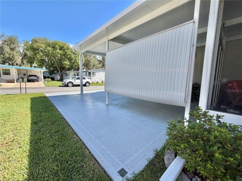 Tiny photo for 198 Jacaranda Drive, Leesburg, FL 34748 (MLS # G5118541)