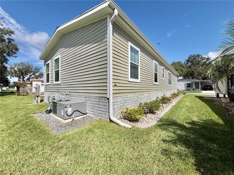 Tiny photo for 198 Jacaranda Drive, Leesburg, FL 34748 (MLS # G5118541)