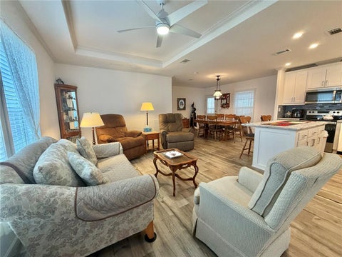 Tiny photo for 198 Jacaranda Drive, Leesburg, FL 34748 (MLS # G5118541)