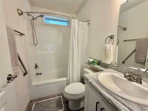 Tiny photo for 198 Jacaranda Drive, Leesburg, FL 34748 (MLS # G5118541)