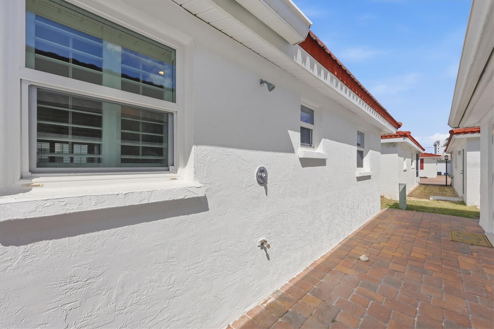 CASA BLANCA VILLAS - Residential