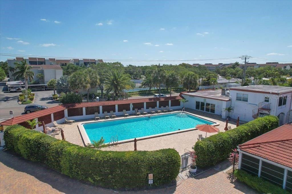 CASA BLANCA VILLAS - Residential