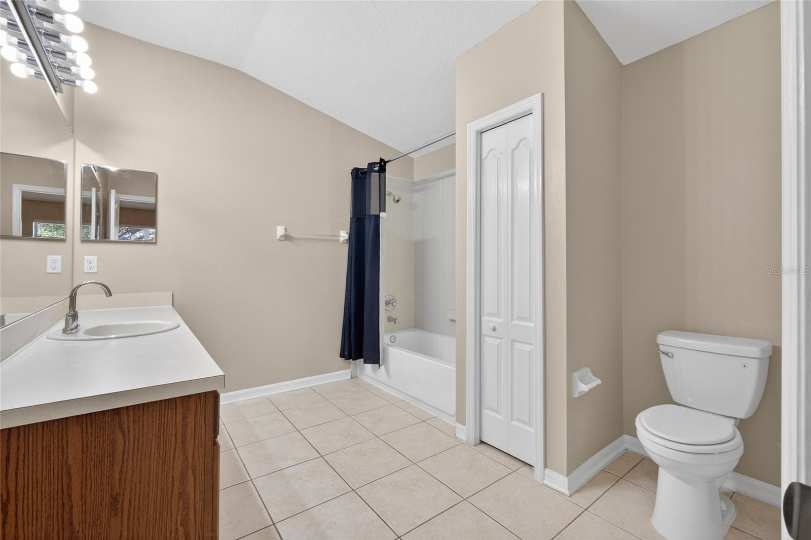 WILLIAMS CROSSING - Residential