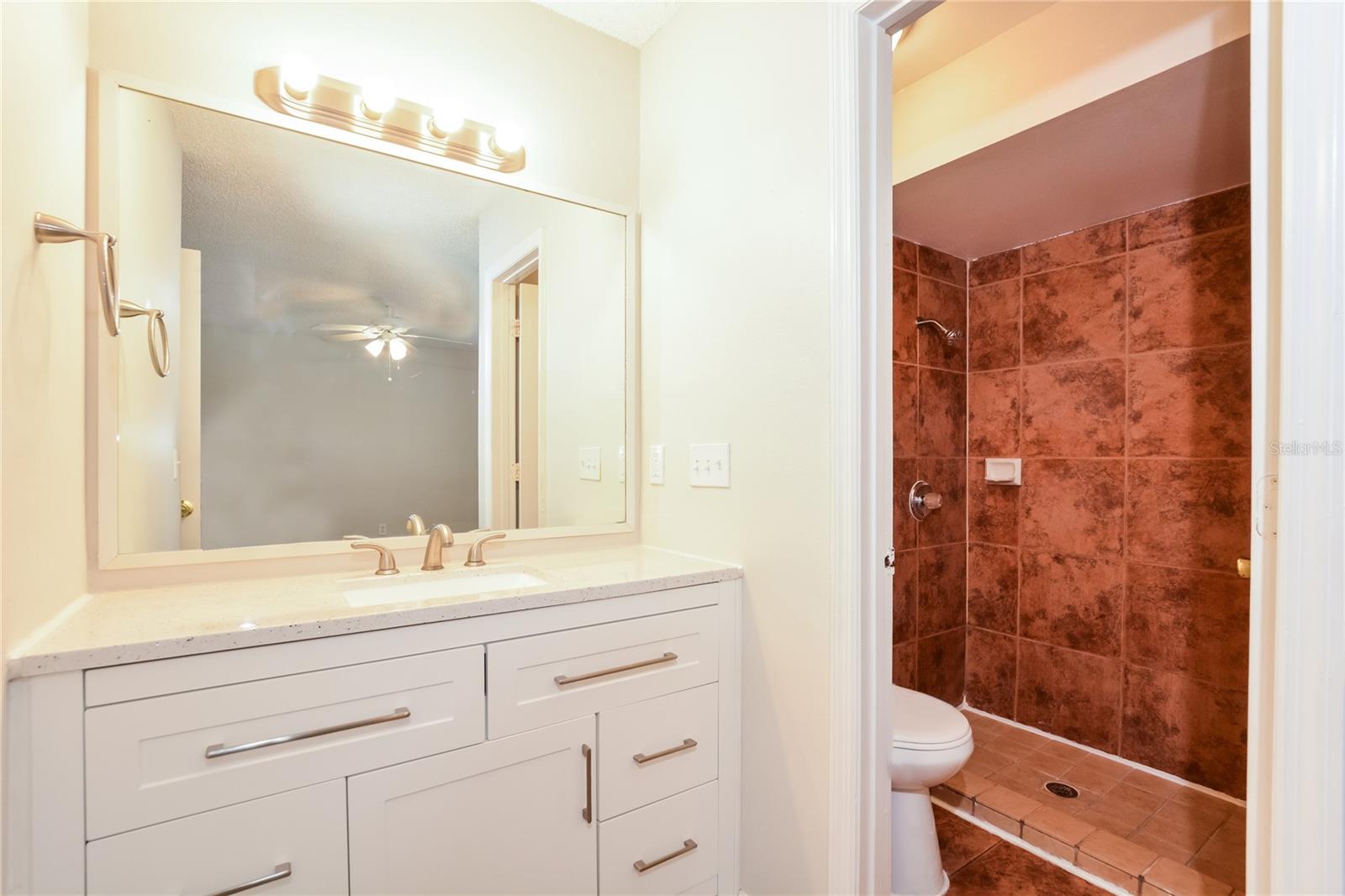 DELTONA LAKES UNIT 47 - Residential Lease