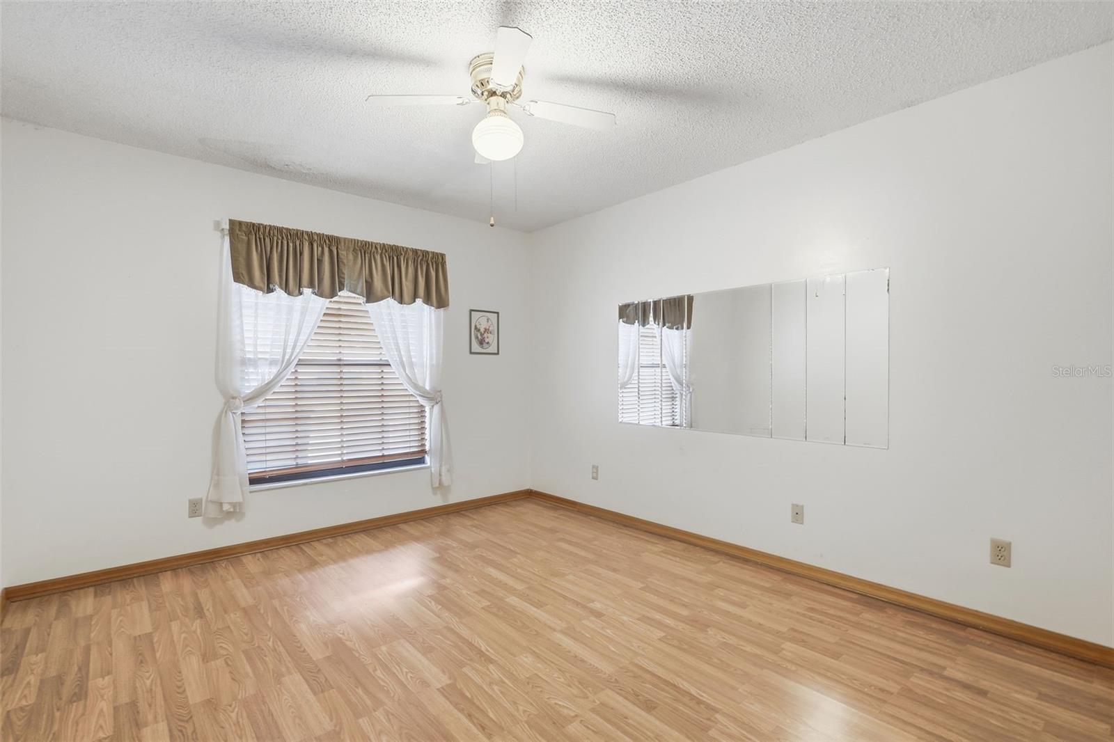 HIDDEN LAKE ESTATES - Residential