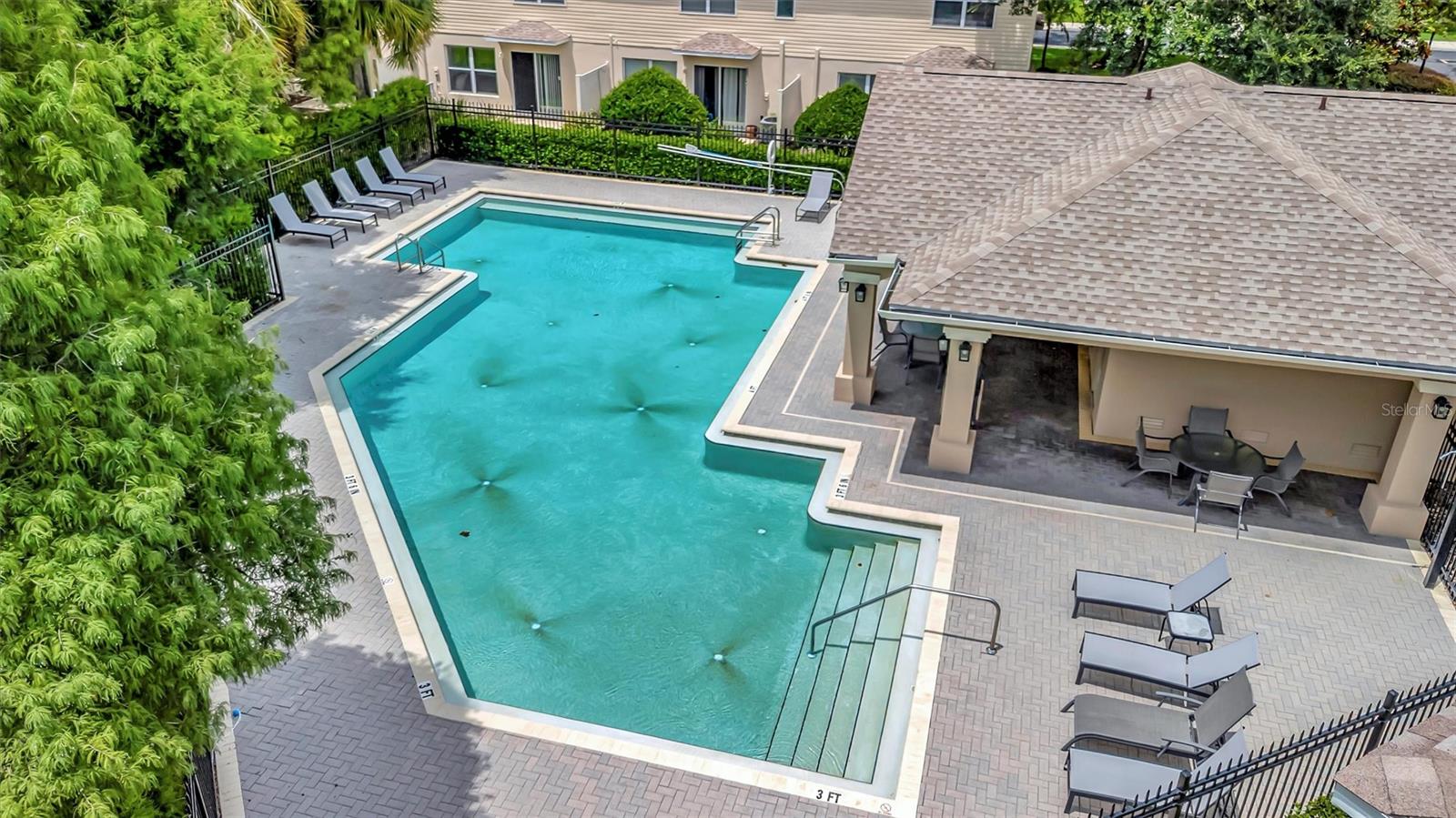 WEDGEWOOD TWNHMS - Residential