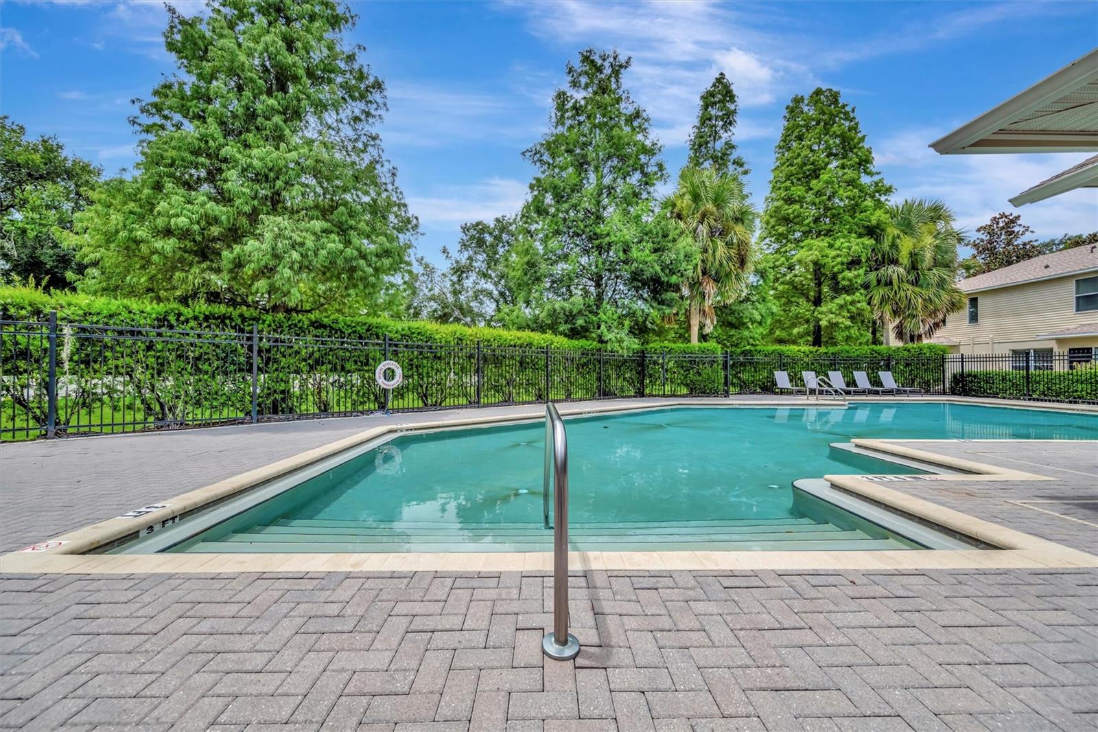 WEDGEWOOD TWNHMS - Residential