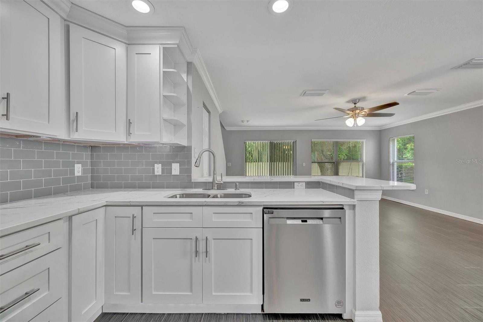 WEDGEWOOD TWNHMS - Residential