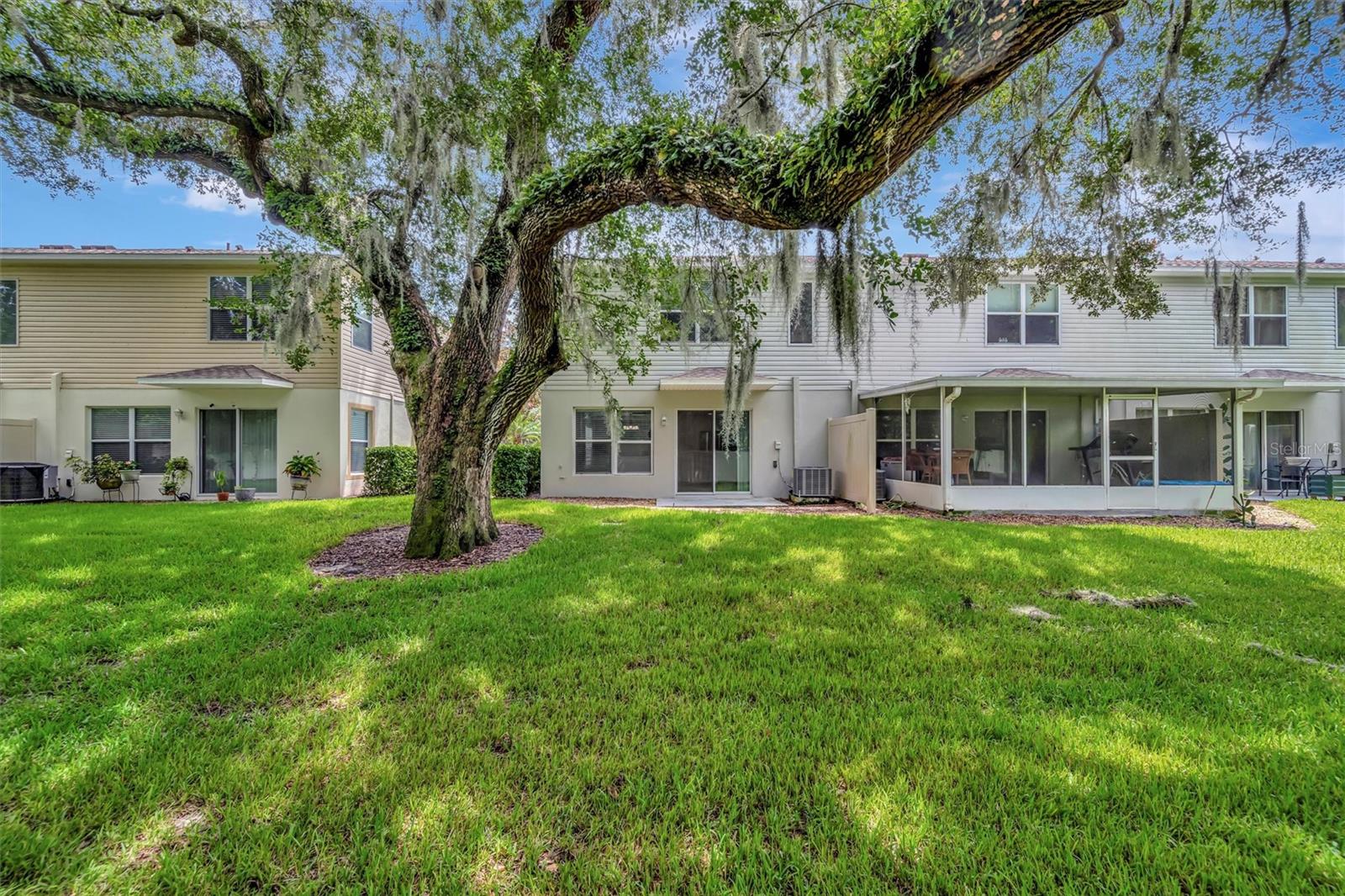 WEDGEWOOD TWNHMS - Residential