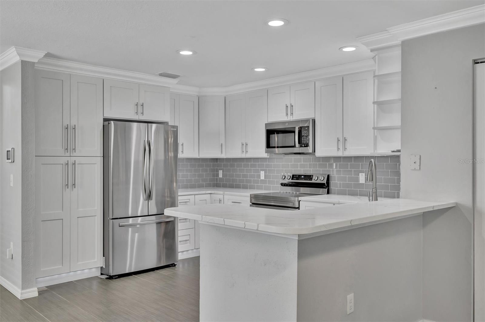 WEDGEWOOD TWNHMS - Residential