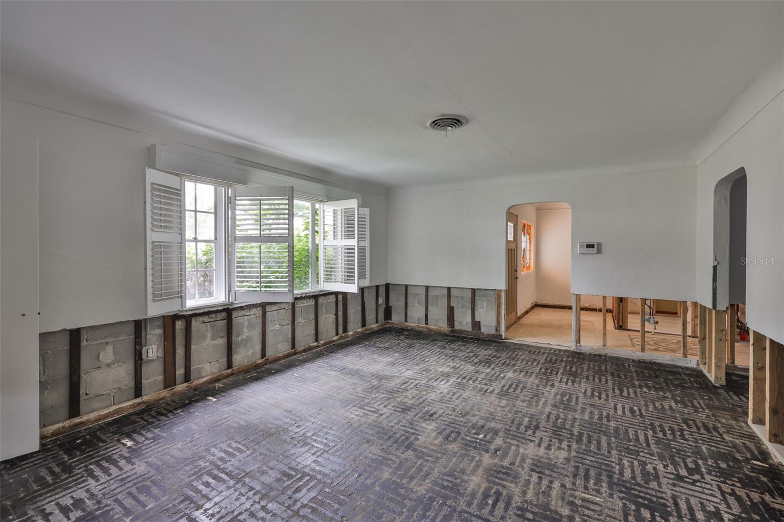 SNELL ISLE BRIGHTBAY - Residential