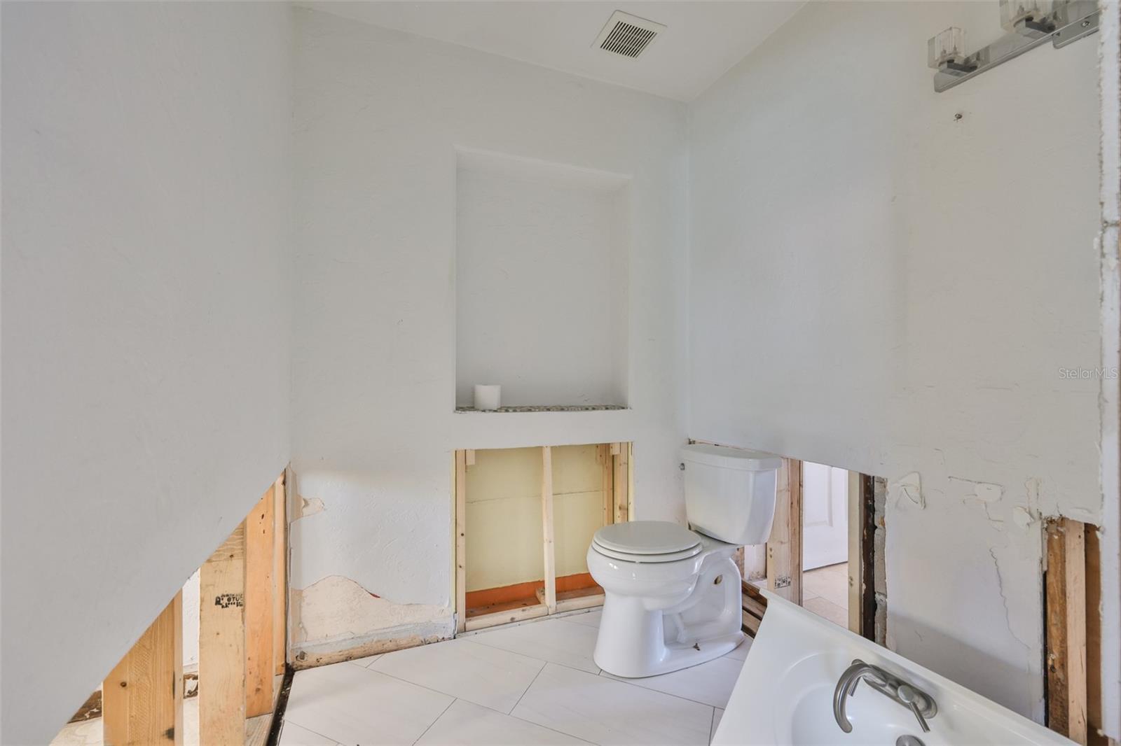 SNELL ISLE BRIGHTBAY - Residential