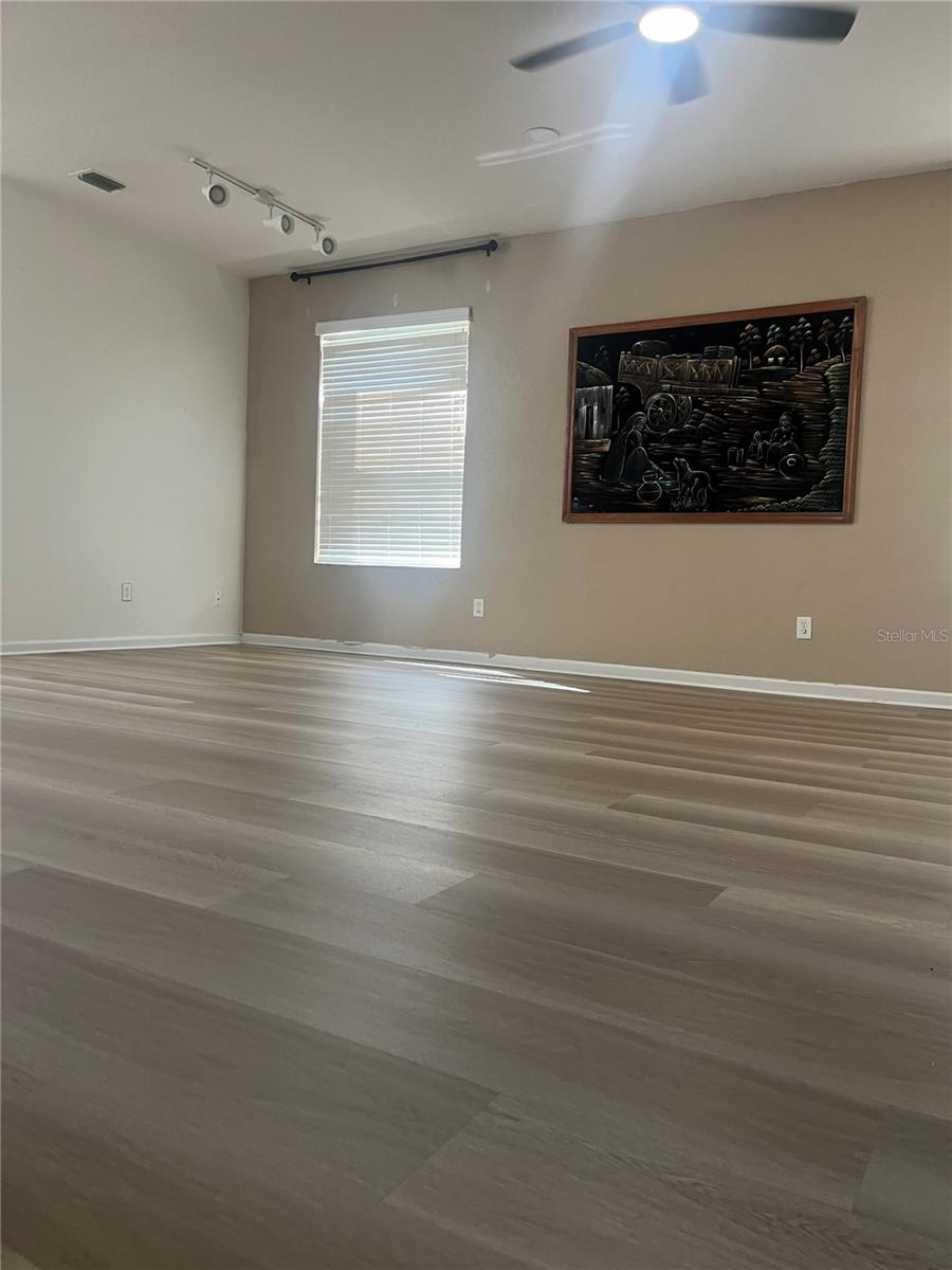 4943 SW 41ST PLACE
