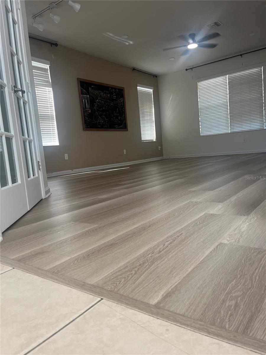 4943 SW 41ST PLACE