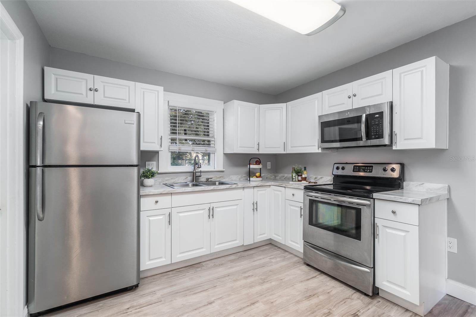 HANCOCK SUB OF RIVER V - Residential