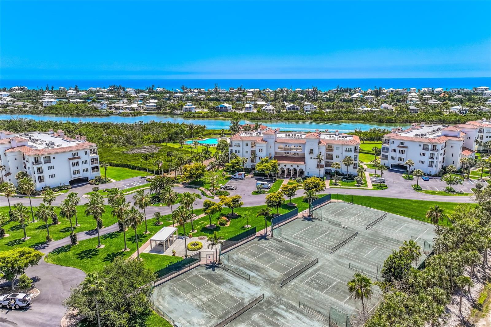 HACIENDA DEL MAR - Residential