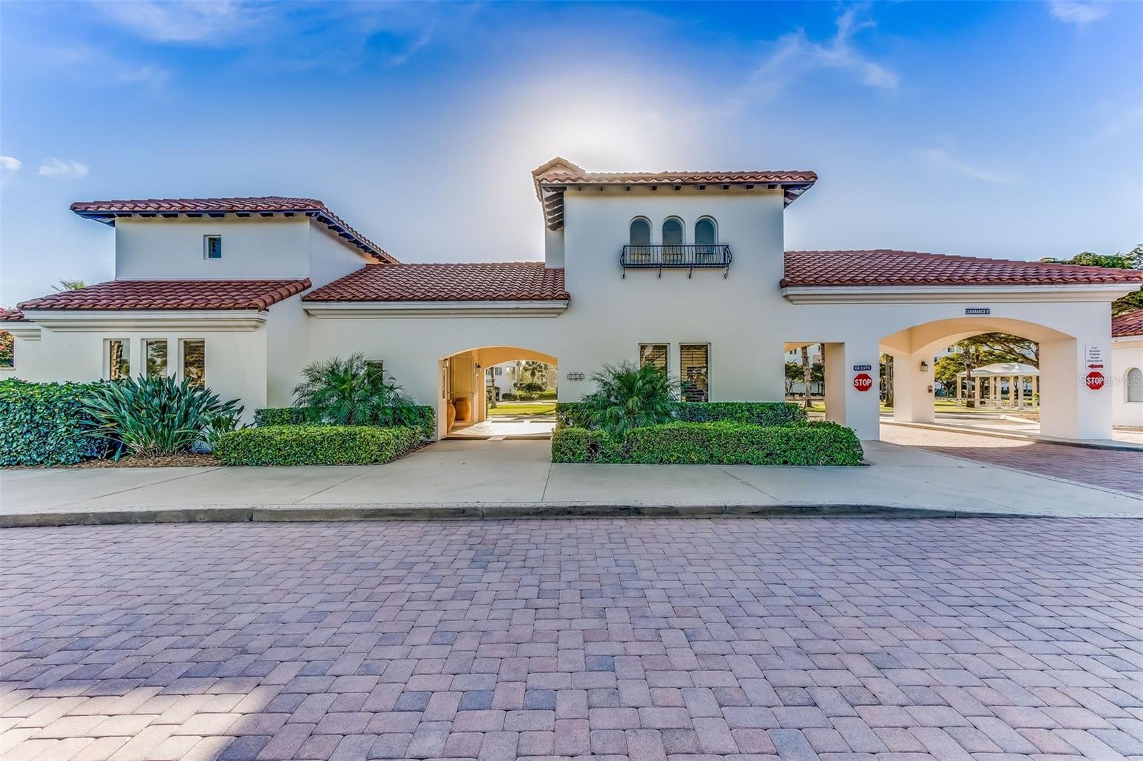 HACIENDA DEL MAR - Residential