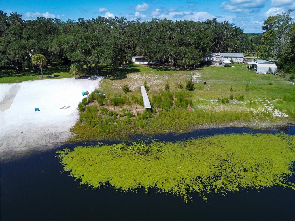 Photo of 170 E Cowpen Lake Point Road, Hawthorne, FL 32640 (MLS # GC542767)