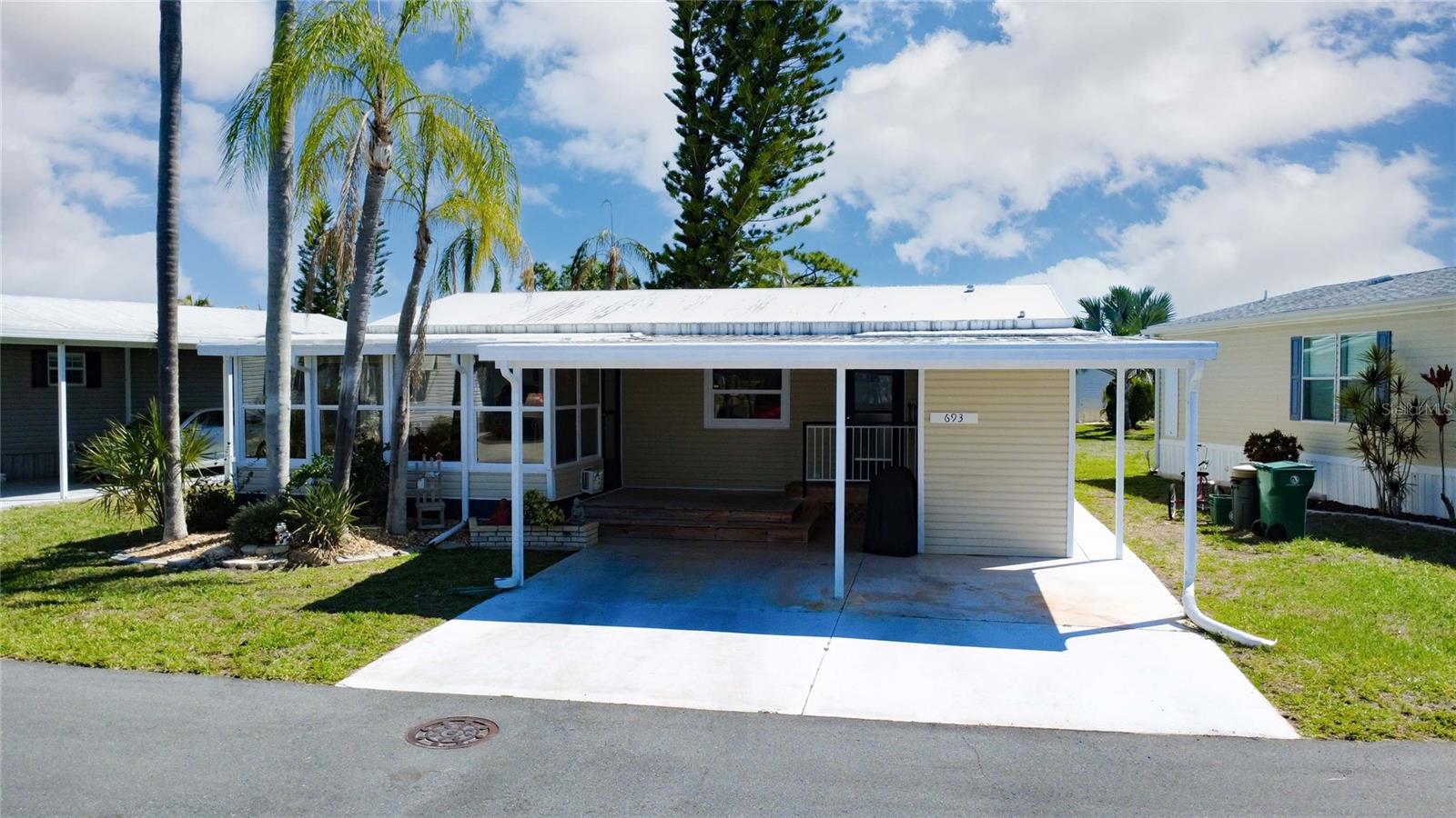 MAPLE LEAF ESTATES - Residential