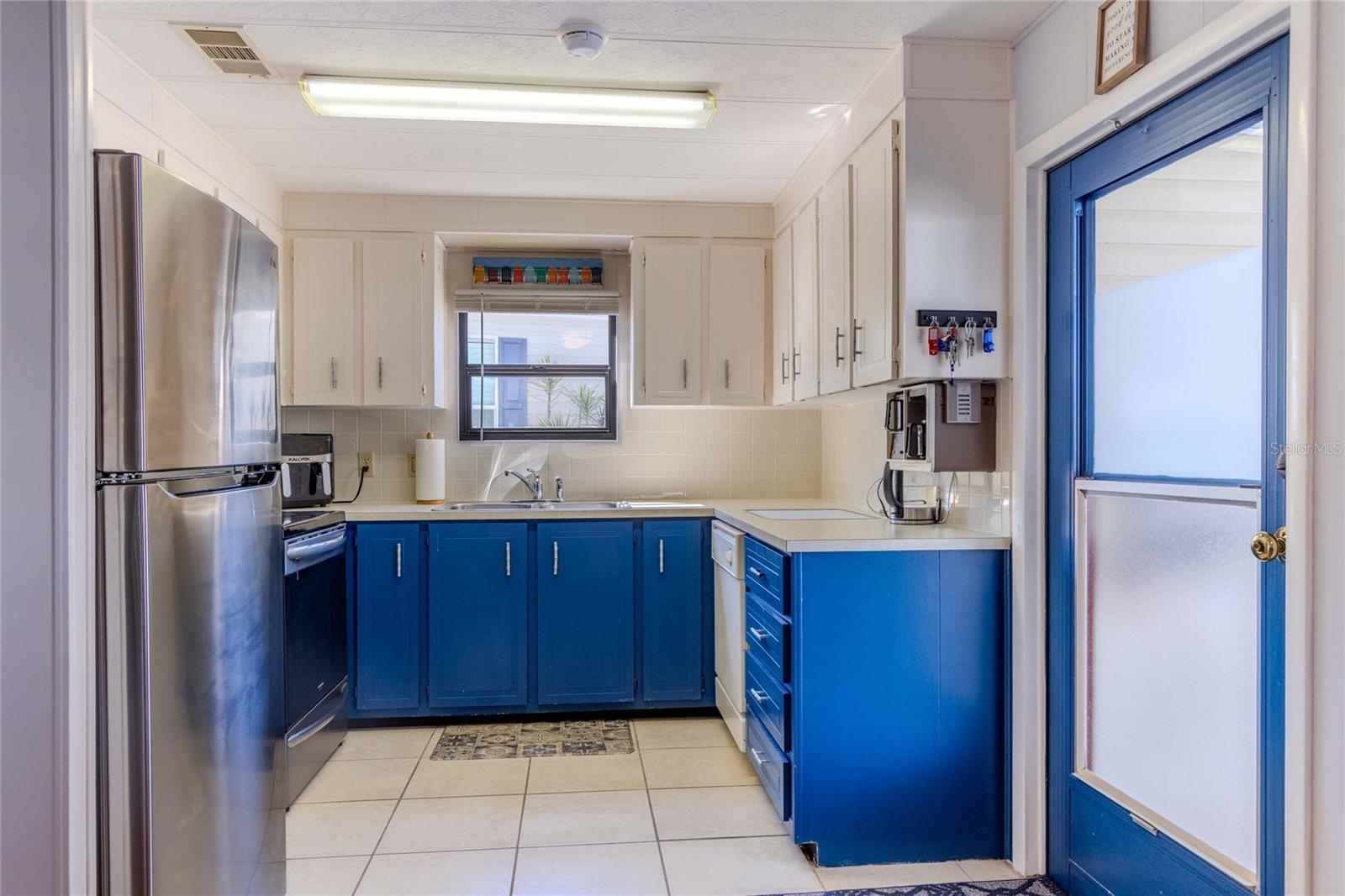 MAPLE LEAF ESTATES - Residential