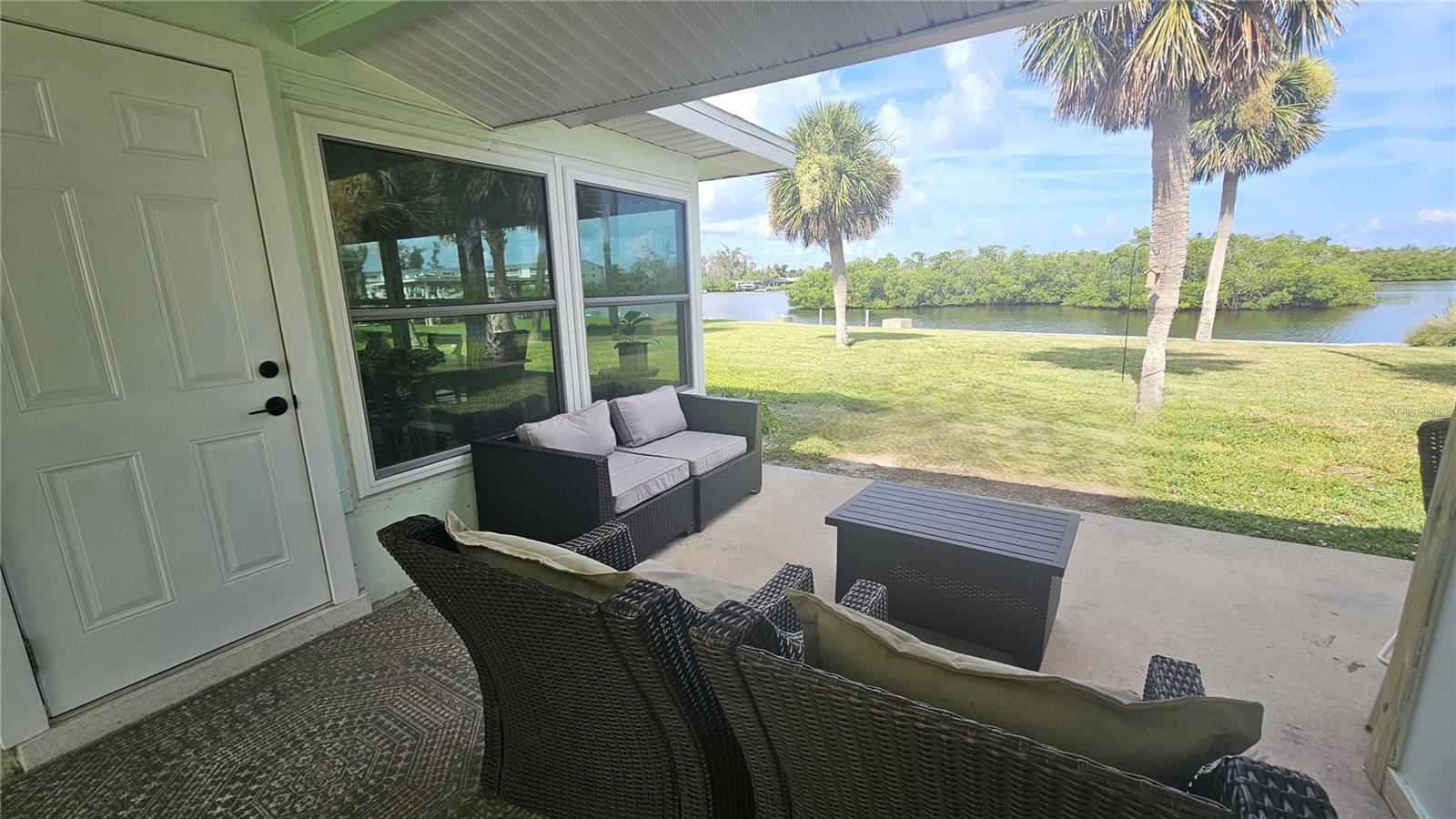 OXFORD MANOR 3RD ADD - Residential Lease