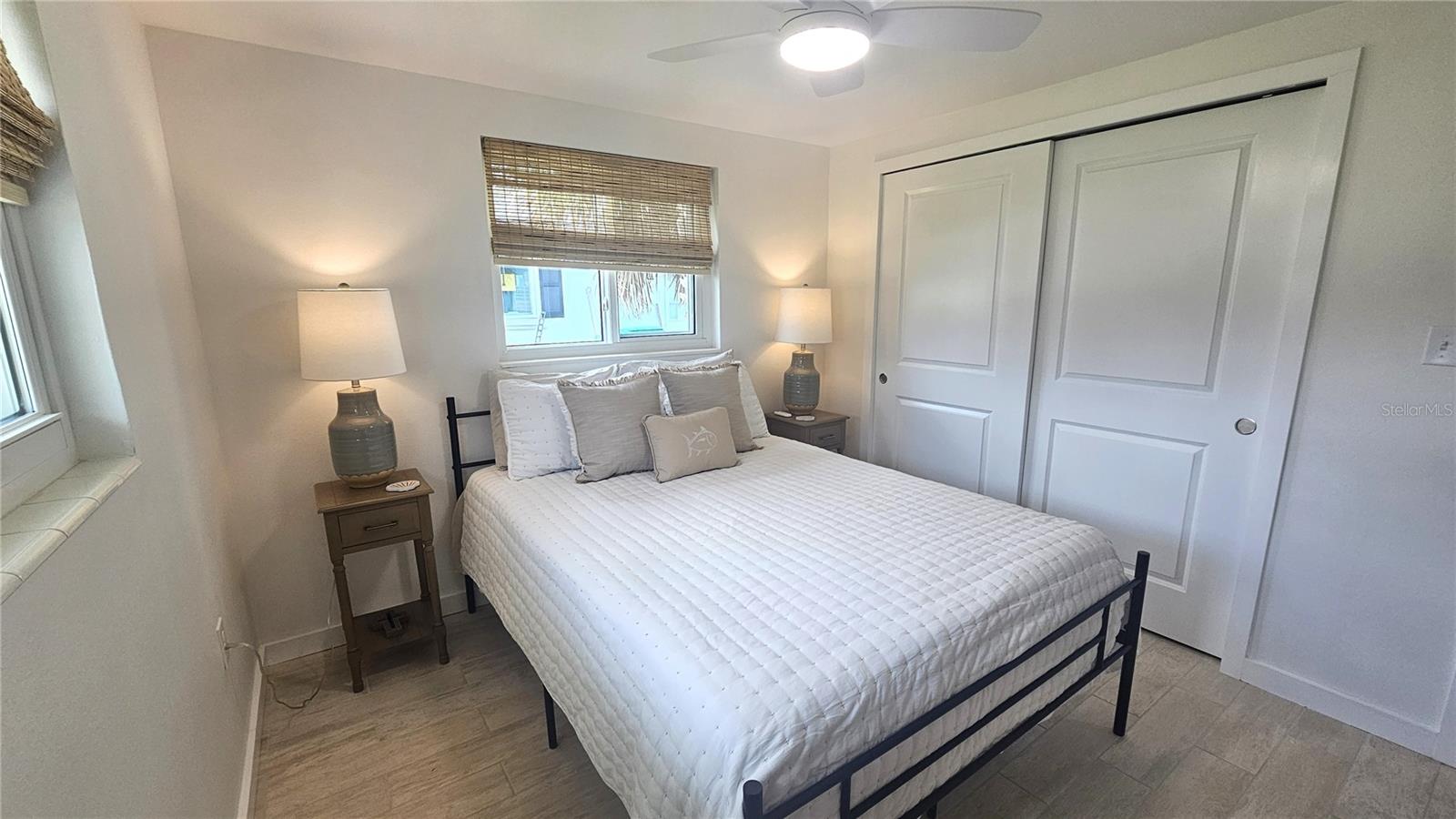 OXFORD MANOR 3RD ADD - Residential Lease