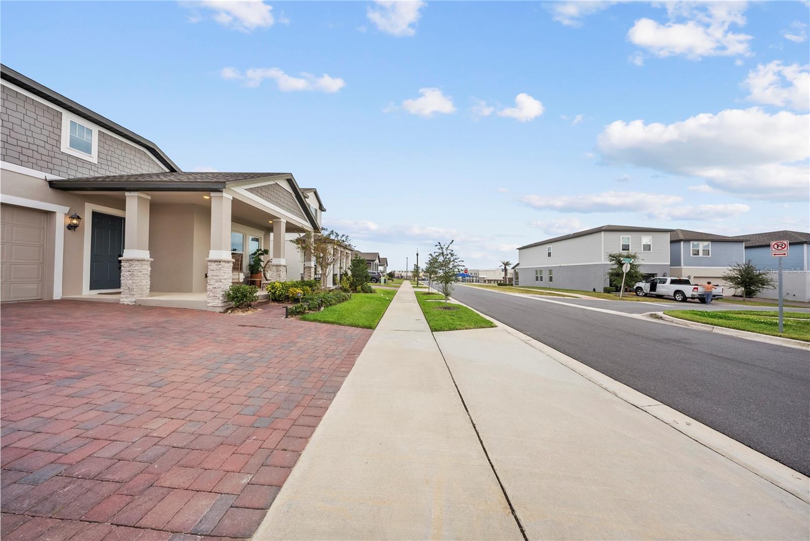 SILVERLEAF RESERVE/HAMLIN PH 2 - Residential Lease