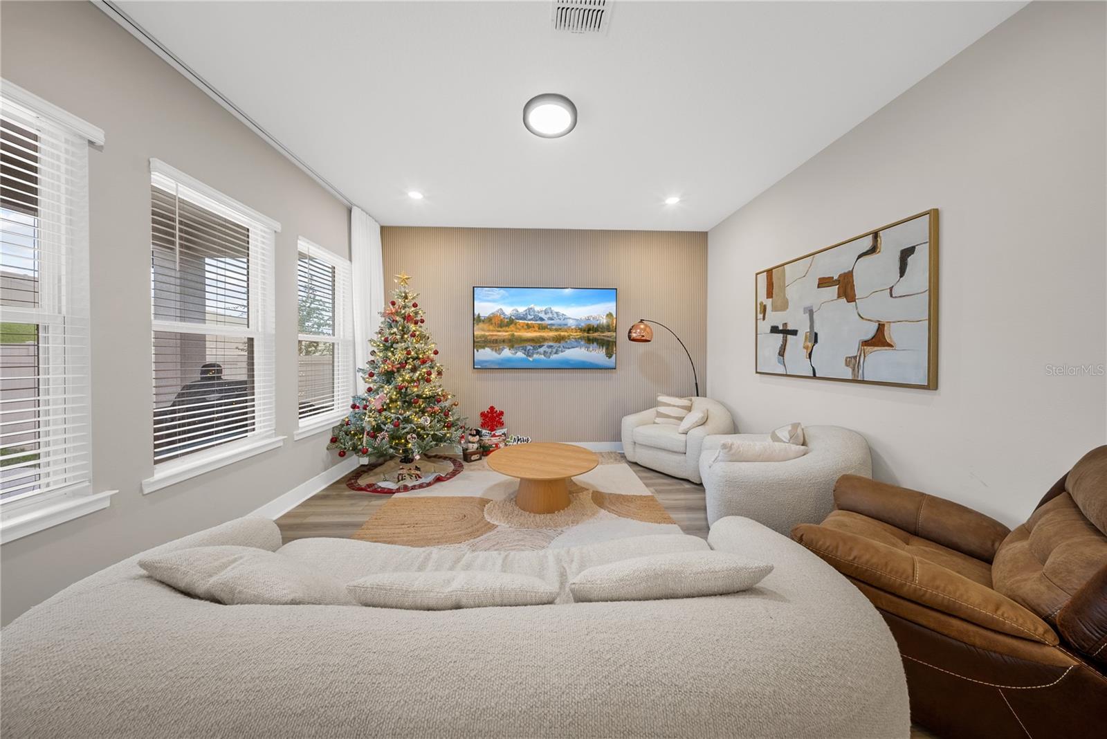 SILVERLEAF RESERVE/HAMLIN PH 2 - Residential Lease