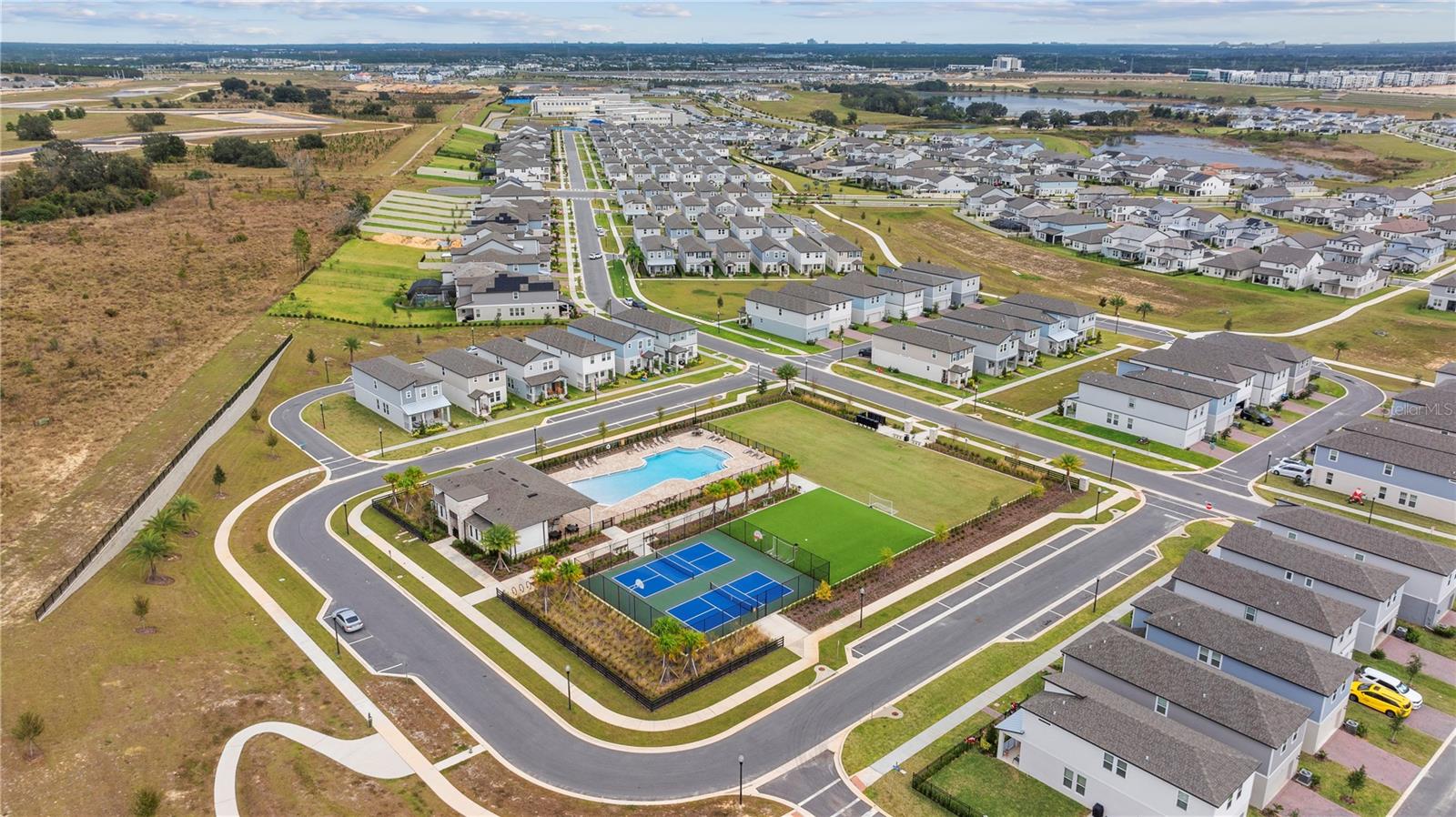 SILVERLEAF RESERVE/HAMLIN PH 2 - Residential Lease